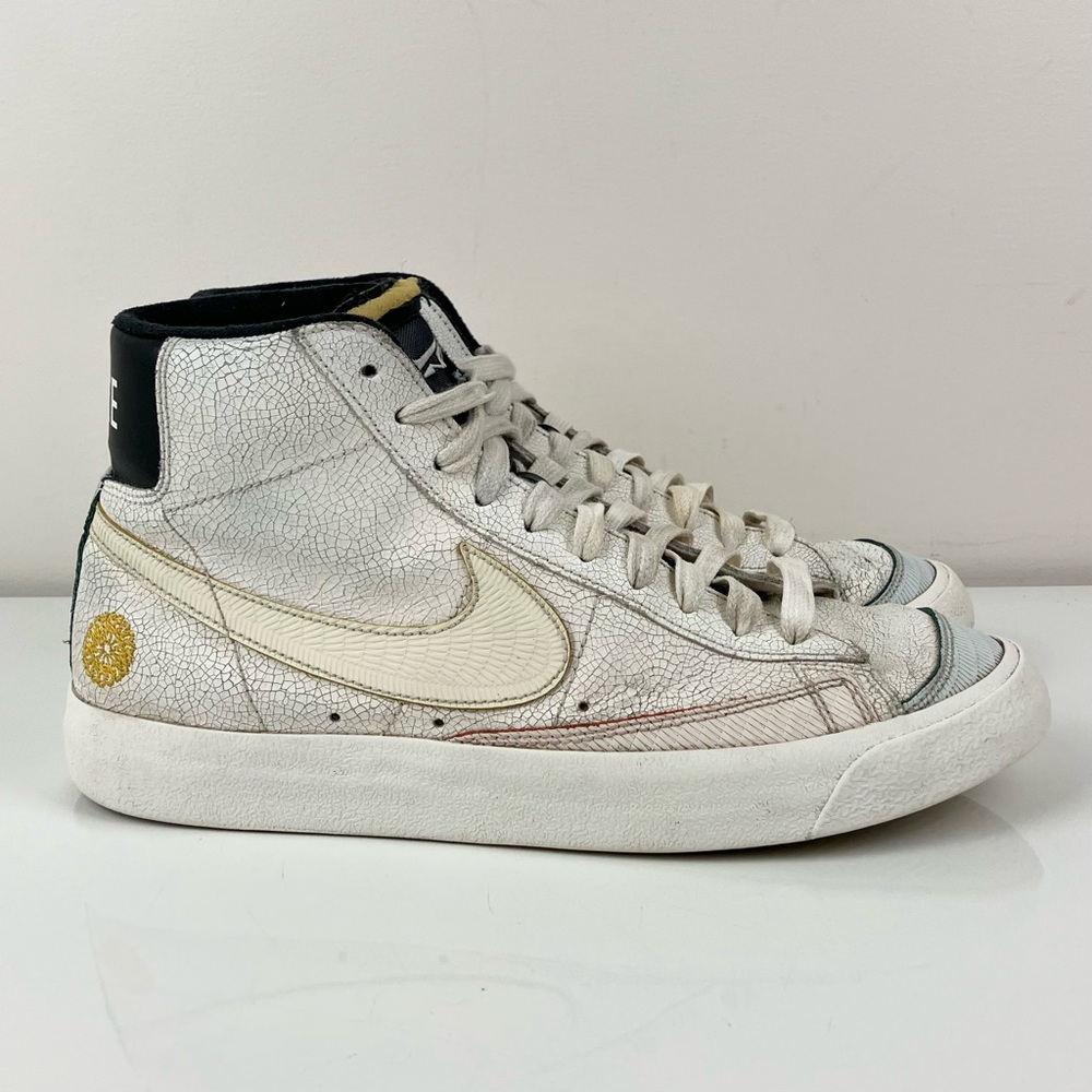 Nike Men’s Size 9 Blazer Mid ‘77 VTG Dia De Muertos White Cracked Leather Shoes